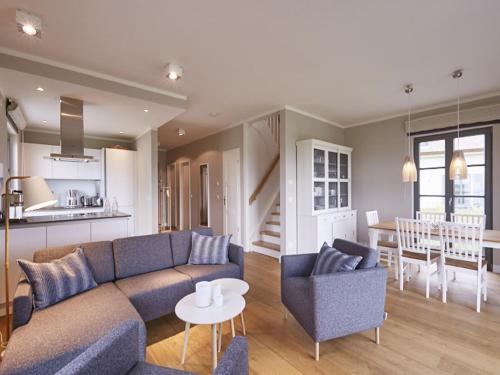 Premium Reetdachvilla mit 3 Schlafzimmern, Sauna und Kamin E21