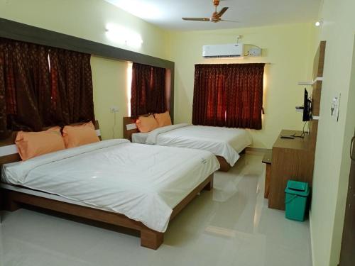 GIRI NANDHANA RESIDENCY – Yelagiri, MO