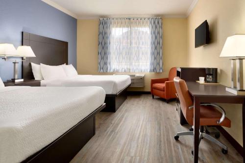 Facilities, Days Inn & Suites by Wyndham Ft. Worth DFW Airport South in DFW Airport