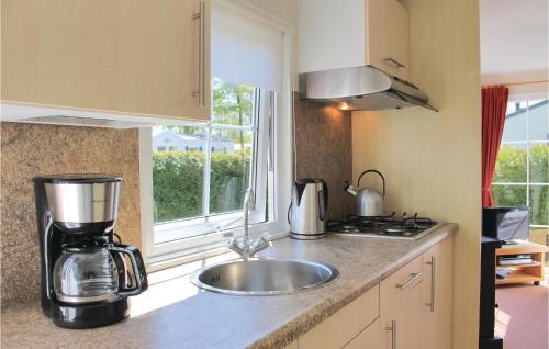 Two-Bedroom Holiday Home in Tzummarum - image 5