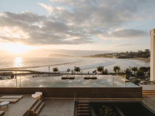 Swimmingpool, Hotel Chiqui in Santander