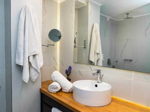 Klelia Beach Hotel - image 14