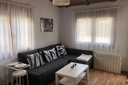 . ESTUDIO MAESO con sofá cama