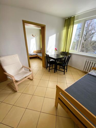 Ośrodek Wczasowy HELIOS – Jastrzebia Gora, NY