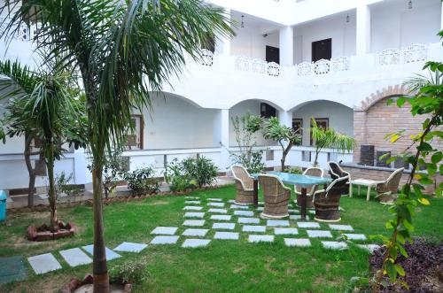 Brahma Paradise  A heritage haveli - image 3
