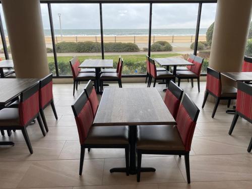 Coastal Hotel & Suites Virginia Beach - Oceanfront