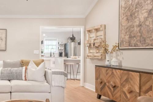 Stylish & Spacious Home Near ATL in Jonesboro, USA