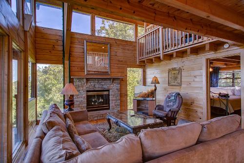 Stairway · Stunning Cabin in the Stars- 100mile views! in Sevierville, USA