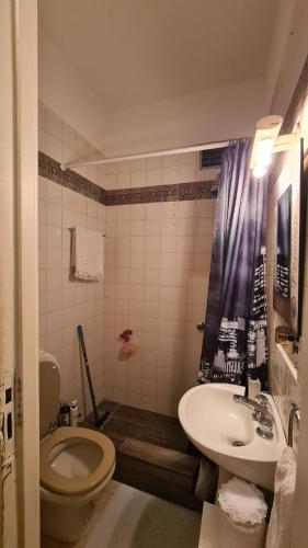 Habitacion Shabby Chic- next Consulado USA-Aeroparque Airport, Буэнос-Айрес (фото 6)