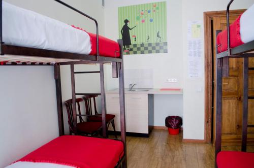 Shared room, mixed dormitory, 4 guests