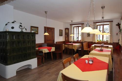 Étterem, Pension Oberwirt in Fischbachau