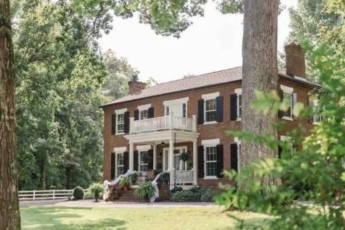 Historic Boyd Harvey Main House & Grounds Knoxville