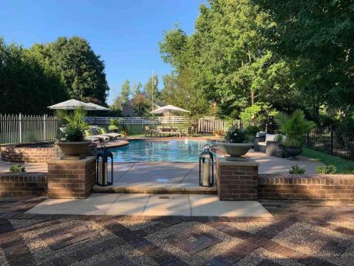 Historic Boyd Harvey House and Grounds