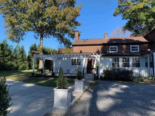 Historic Boyd Harvey House and Grounds