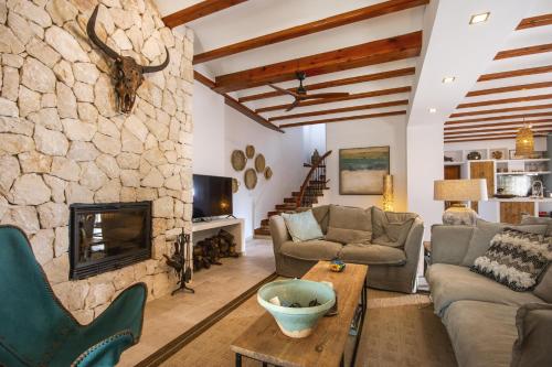Facilities, Xarabella by Aguilarent in La Xara