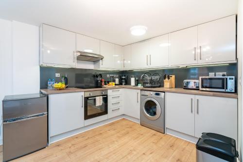 Central Apartment With 55” Smart TV+Netflix Central Apartment With 55” Smart TV+Netflix