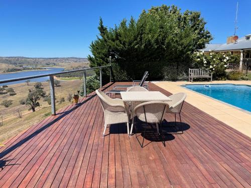 Amazing Views Pet Friendly Bed and Breakfast in Yass