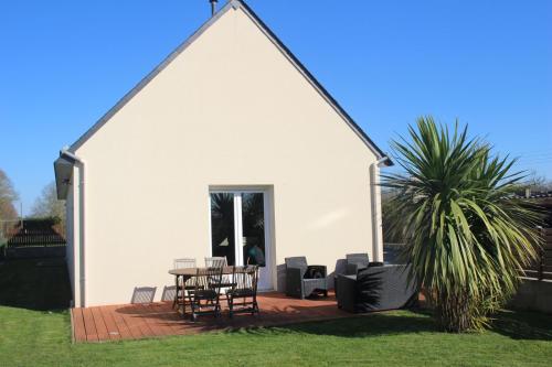 Maison récente, deux chambres, à 10 minutes en voiture des plages