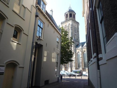 Hanzestadslogement "De Leeuw", logies in het centrum van Deventer Hanzestadslogement "De Leeuw", logies in het centrum van Deventer