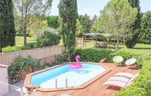 Awesome home in Monteux with Outdoor swimming pool, WiFi and 4 Bedrooms gîte à louer Comtat Venaissin