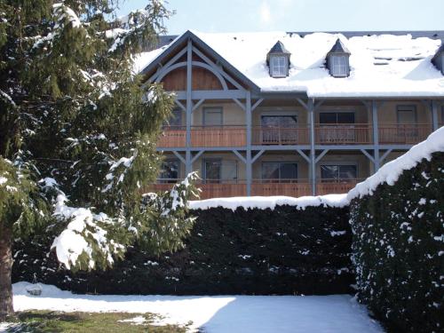 Lagrange Vacances Le Clos Saint Hilaire - image 12