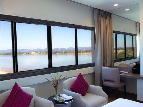 Fortune River View Hotel Nakhon Phanom