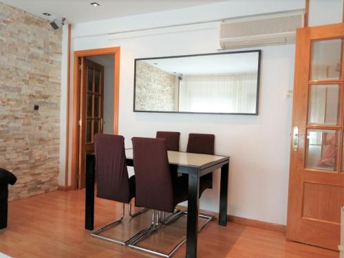  APARTAMENTO HUESCA, Pension in Huesca bei Lierta