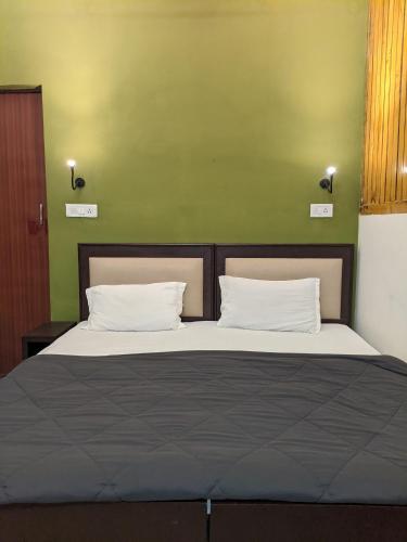 Joey's Hostel Agra