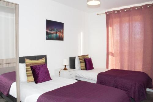 Beautiful 2 Bedroom Apartment! Ensuite! Lakeside, West Thurrock, Essex