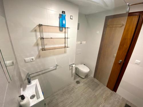 Apartment image 10