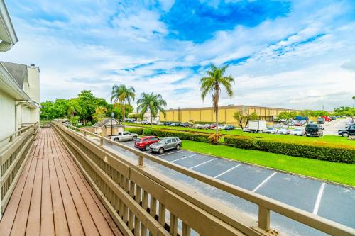 Doral Inn & Suites Miami Airport West