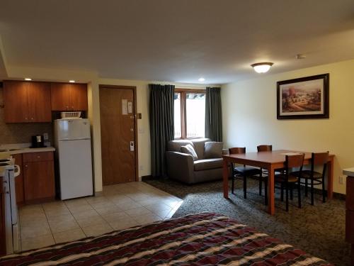 Black Hawk Motel & Suites in Wisconsin Dells, USA