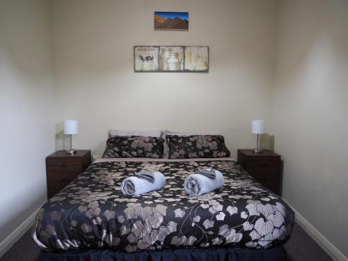 1 queen bed