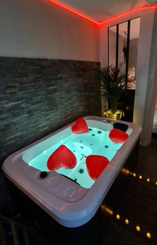 Cocoon d'Allauch in Алош