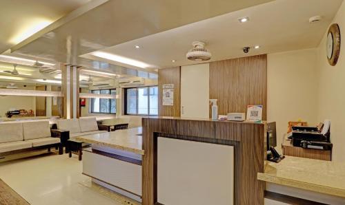 Capital O 2586 Hotel Vikrant Residency