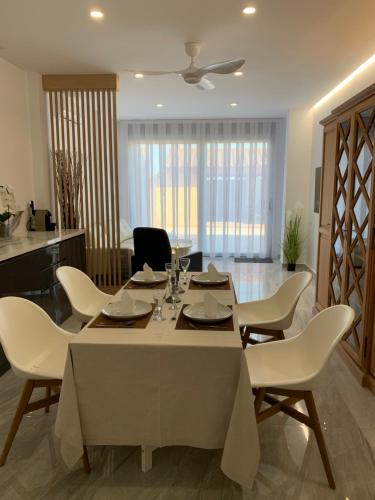 บริการและสิ่งอำนวยความสะดวก, Casa de invitados con piscina privada y WIFI in มอนเตียกูโด