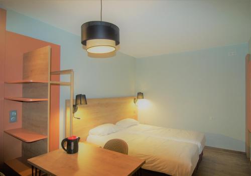 1 queen bed