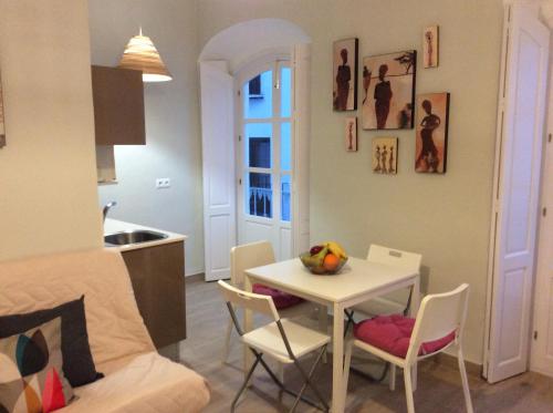 Casa de Los Balcones - image 8