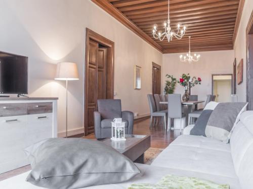 Riva Palace Apartments - image 13