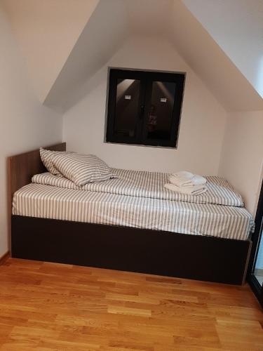 1 double bed