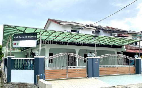 BNB Cozy Homestay @ Bdr Country Homes (Corner Hse) Kuala Lumpur