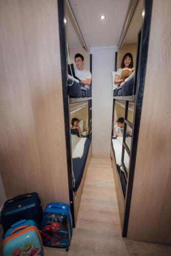 Bluewaters Pods @ Bugis - Tap to explore photos