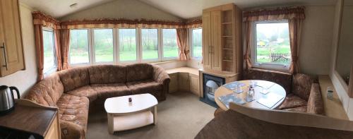 Diablos Luxury Shepherds huts - image 14