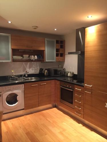 Leeds Dock Apartment, Лидс (фото 9)