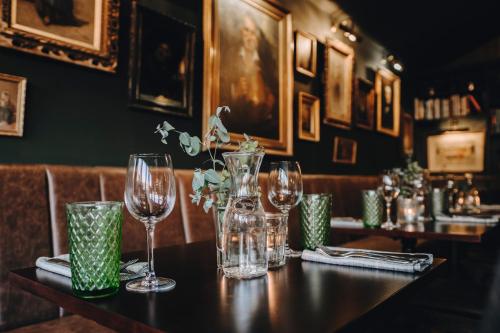 The Gin Trap Inn - image 14