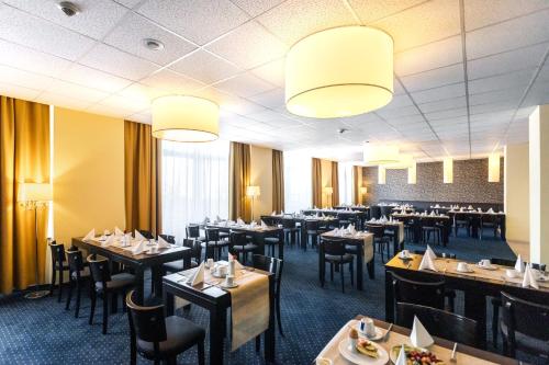 Restoran, Royal International Leipzig near Vaatetorn