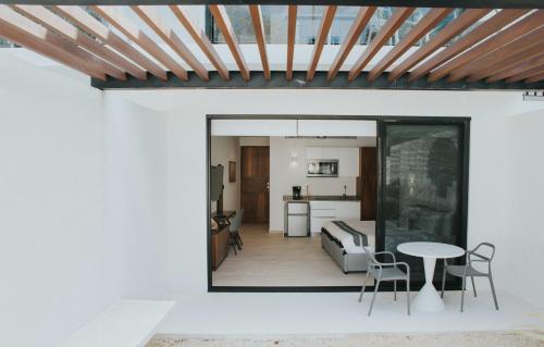 Central park luxury studio by Lockey