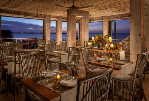 Bungalows Key Largo - All Inclusive - 레스토랑