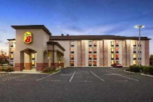 Super 8 By Wyndham Mount Laurel