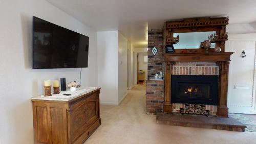Central 4BR Get Away-Pool Table-Fire Place-Slot Machine